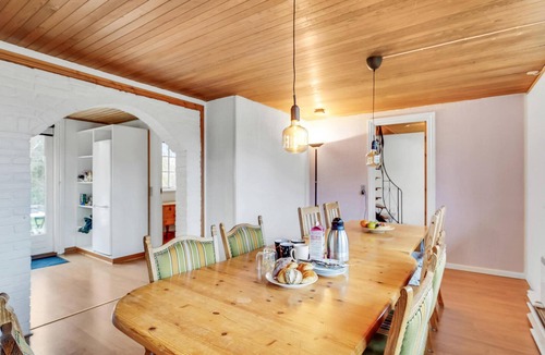 Millinge House | Beautiful home in Millinge with kitchen