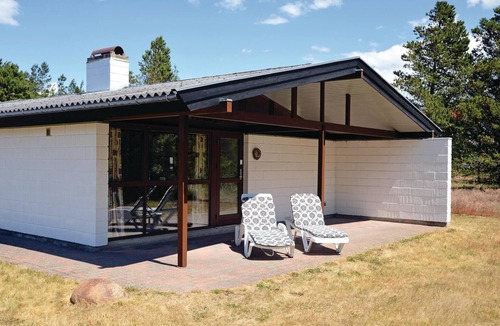 Houstrup House | Beautiful home in Nørre Nebel with WiFi
