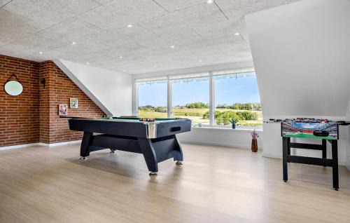 Nykobing Mors House | Beautiful Home In Nykøbing M With Wifi