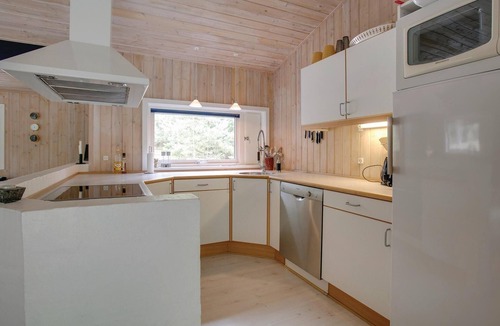 Spidsegard House | Beautiful home in Nexø with sauna