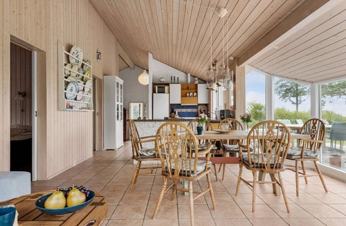 Saksild Strand House | Beautiful home in Odder with WiFi