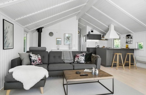 Saksild Strand House | Beautiful home in Odder with WiFi