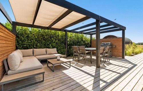 Saksild Strand House | Beautiful Home In Odder With Sauna