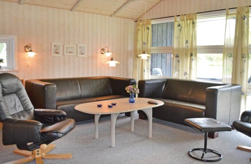Jegum House | Beautiful home in Oksbøl with sauna