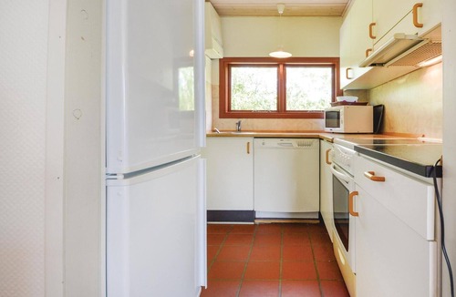 Grærup Strand House | Beautiful home in Oksbøl with WiFi