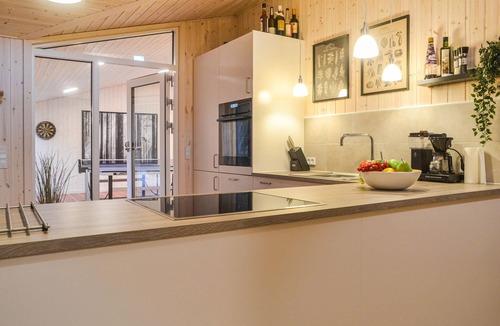 Mosevra House | Beautiful home in Oksbøl with sauna
