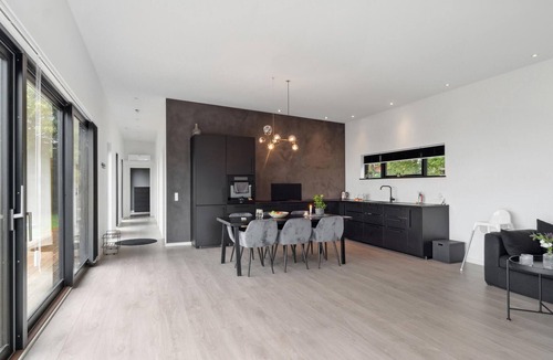 Olsted House | Beautiful home in ølsted with kitchen