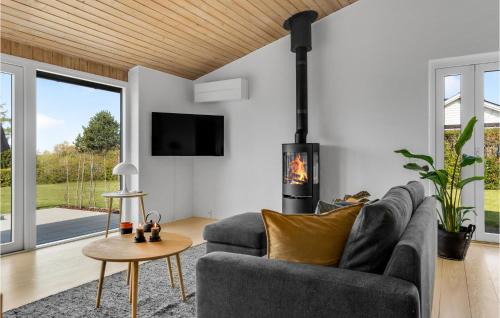 Olsted House | Beautiful Home In Ølsted With Sauna