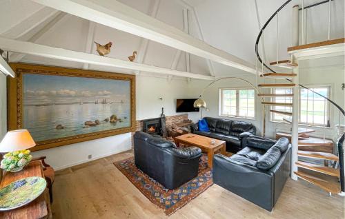 Majbolle House | Beautiful Home In Øster Ulslev With Wifi