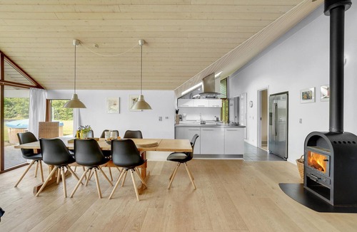 Hasmark Strand House | Beautiful home in Otterup with sauna