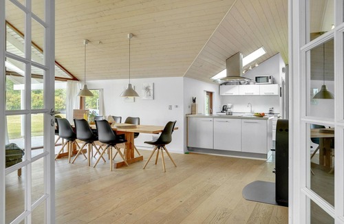 Hasmark Strand House | Beautiful home in Otterup with sauna
