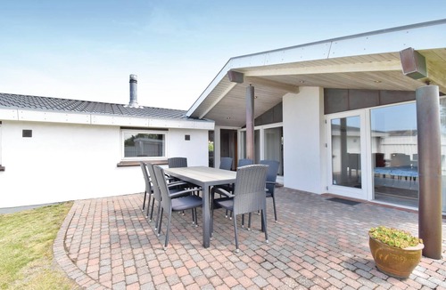 Tørresø House | Beautiful home in Otterup with sauna