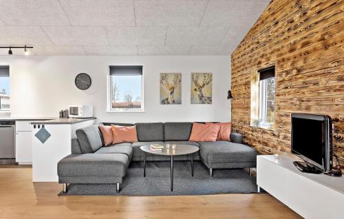 Hasmark Strand House | Beautiful Home In Otterup With Sauna