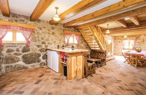 Perusic House | Beautiful home in Perusic with WiFi