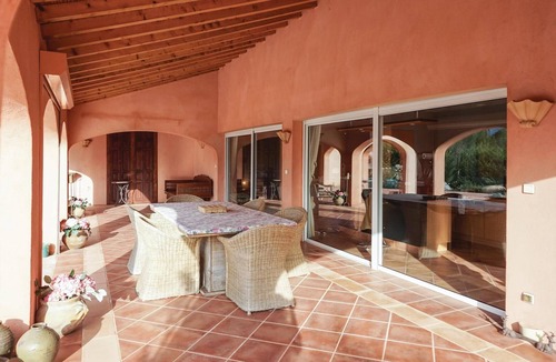 Pierrerue House | Beautiful home in Pierrerue