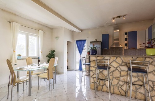 Vozilici House | Beautiful home in Plomin