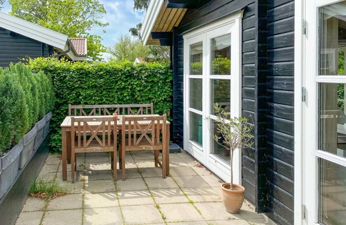 Roneklint House | Beautiful home in Præstø with WiFi