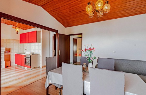 Blato House | Beautiful home in Prizba with kitchen