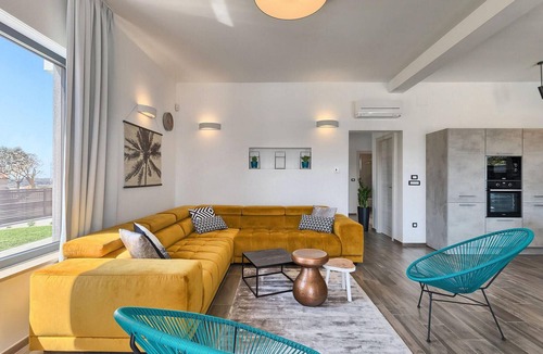 Vintijan House | Beautiful home in Pula with sauna