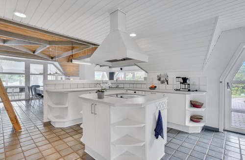 Rømø Kirkeby House | Beautiful home in Rømø with sauna