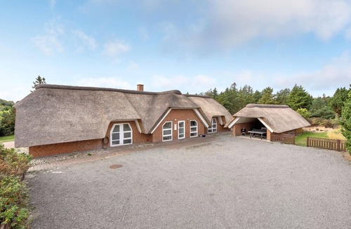 Rømø Kirkeby House | Beautiful home in Rømø with sauna