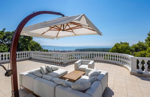Palit House | Beautiful home in Rab