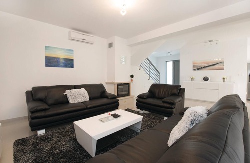 Razanj House | Beautiful home in Razanj