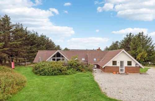 Klegod Strand House | Beautiful home in Ringkøbing with sauna