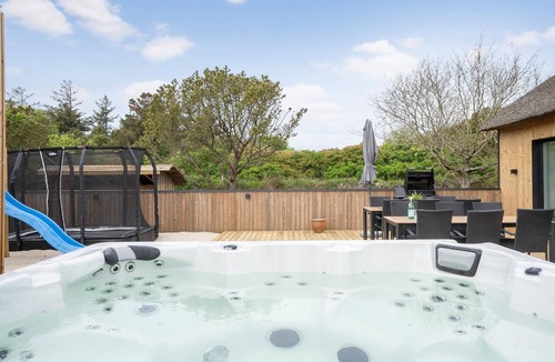 Sondervig House | Beautiful home in Ringkøbing with sauna