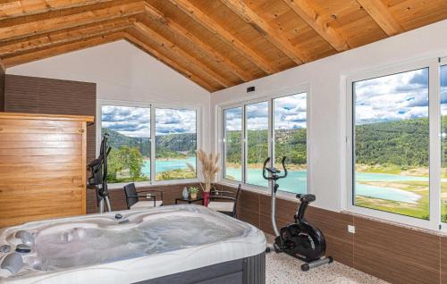 Prolozac House | Beautiful Home In Ricice With Sauna