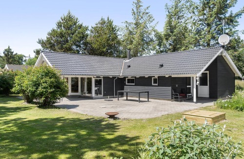Kramnitse House | Beautiful home in Rødby with WiFi