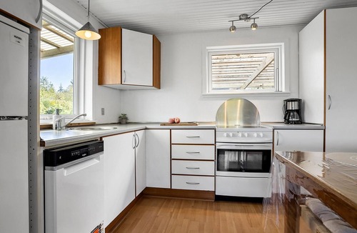 Sallingsund House | Beautiful home in Roslev