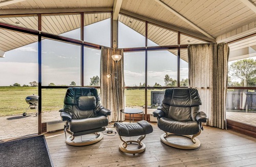 Spodsbjerg House | Beautiful home in Rudkøbing with sauna