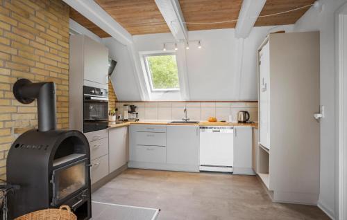 Spodsbjerg House | Beautiful Home In Rudkøbing With Wifi