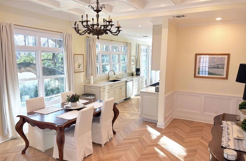 Monte Vista House | Beautiful Home in San Antonio's Historic Monte Vista - Pearl, Riverwalk/Downtown