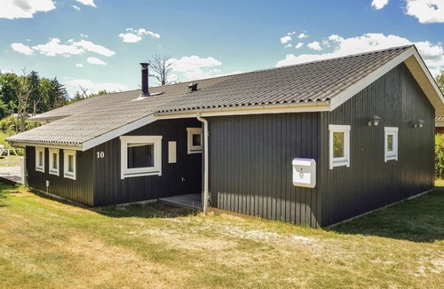 Silkeborg House | Beautiful home in Silkeborg with WiFi