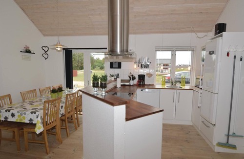 Skjern House | Beautiful home in Skjern with WiFi