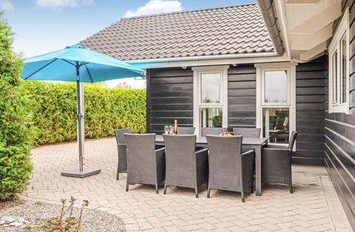 Venemose House | Beautiful home in Slagelse with kitchen