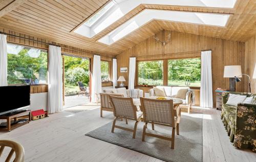 Frolunde House | Beautiful Home In Slagelse With Wifi