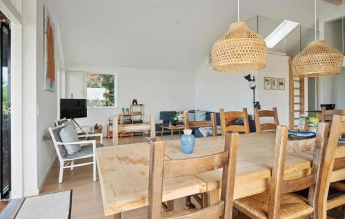 Frolunde House | Beautiful Home In Slagelse With Wifi