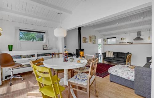Store Kongsmark House | Beautiful Home In Slagelse With Kitchen