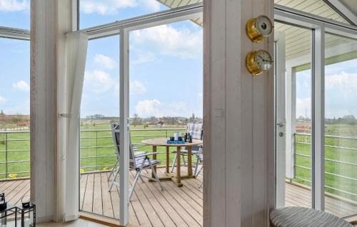 Kongsnæs House | Beautiful Home In Stubbekøbing With Wifi