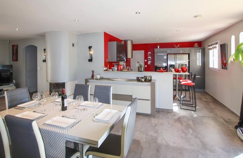 Saint-Montan House | Beautiful home in St Montan