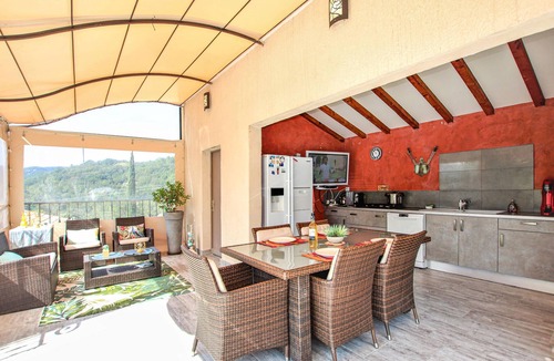 Saint-Montan House | Beautiful home in St Montan