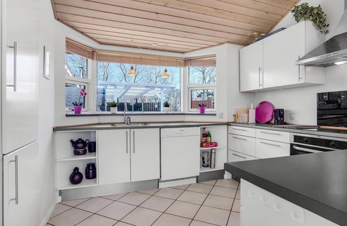 Egense House | Beautiful home in Storvorde with sauna