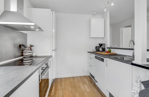 Strøby Ladeplads House | Beautiful home in Strøby with house sea view