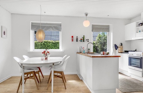 Svaneke House | Beautiful home in Svaneke with WiFi