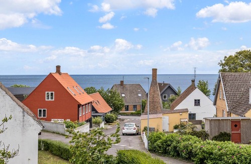 Svaneke House | Beautiful home in Svaneke with kitchen