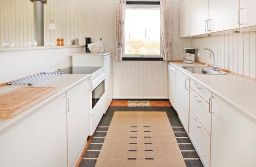 Skovmose House | Beautiful home in Sydals with kitchen