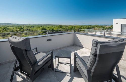 Frata House | Beautiful home in Tar